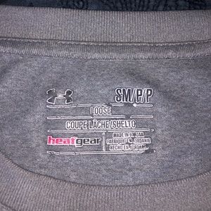 Under armour grey tee-shirt